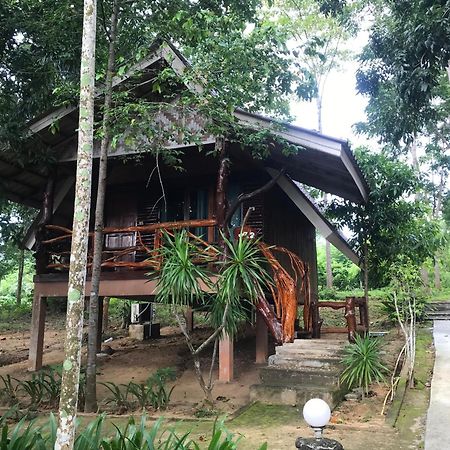 Activities Resort Ko Yao Yai Exterior photo