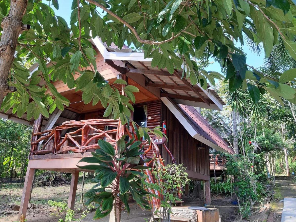 Activities Resort Ko Yao Yai Exterior photo